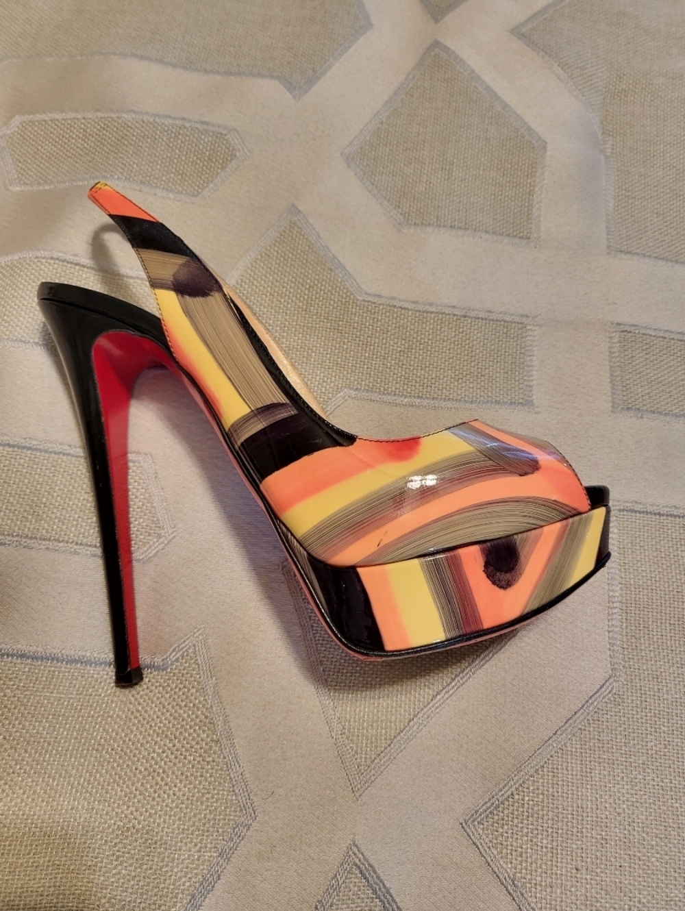 Authentic Christian Louboutin Lady Peep Graffiti - Picture 5 of 8